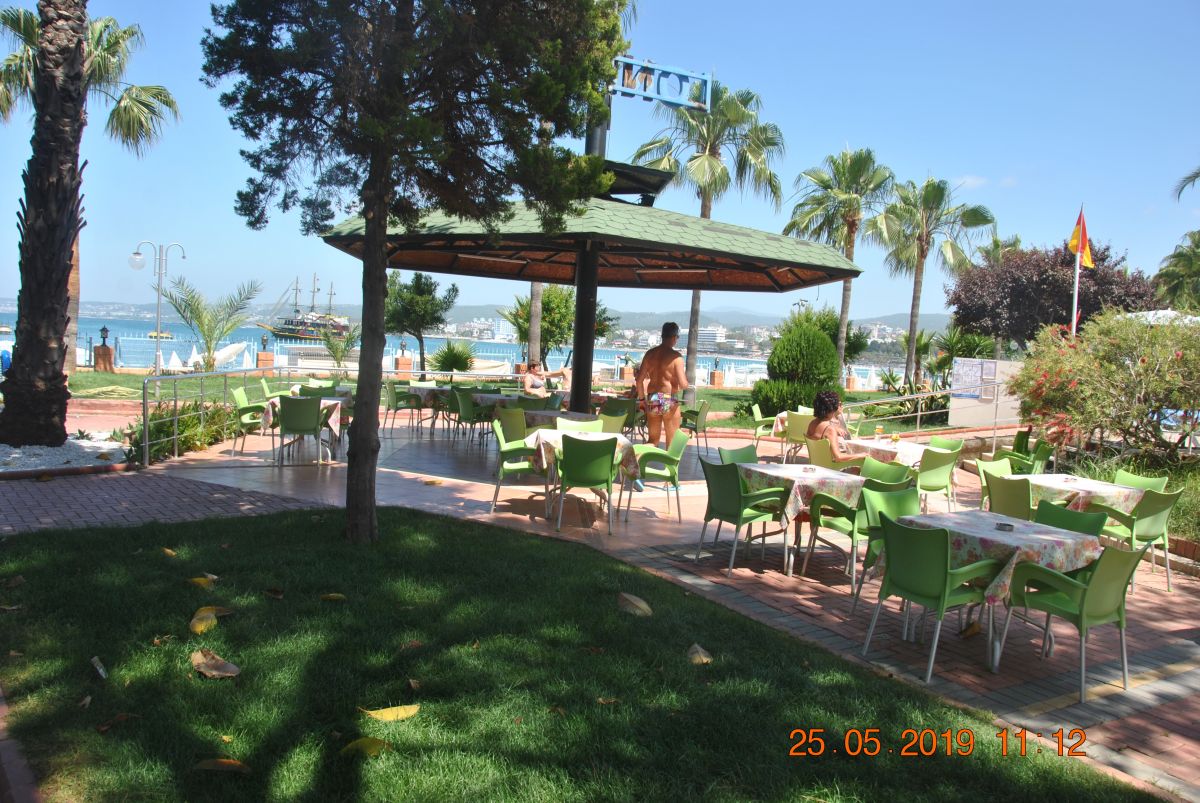 imagini hotel LONICERA RESORT